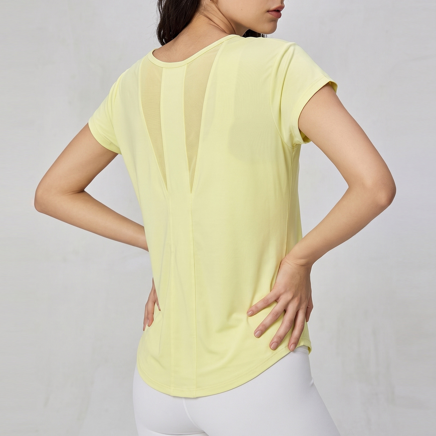Silk Blouse - เสื้อยืดโยคะแขนสั้นผ้าไอซ์ซิลค์แห้งเร็วสำหรับผู้หญิง ระบายอากาศ ทรงหลวม กระชับสัดส่วน เสื้อออกกำลังกาย เสื้อคลุม
