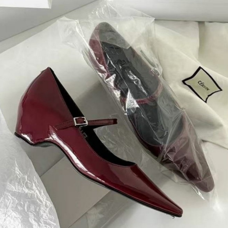 รองเท้าส้นเตารีดแบบแมรี่เจน ดี - Womens Heels บทวิจารณ์และราคา