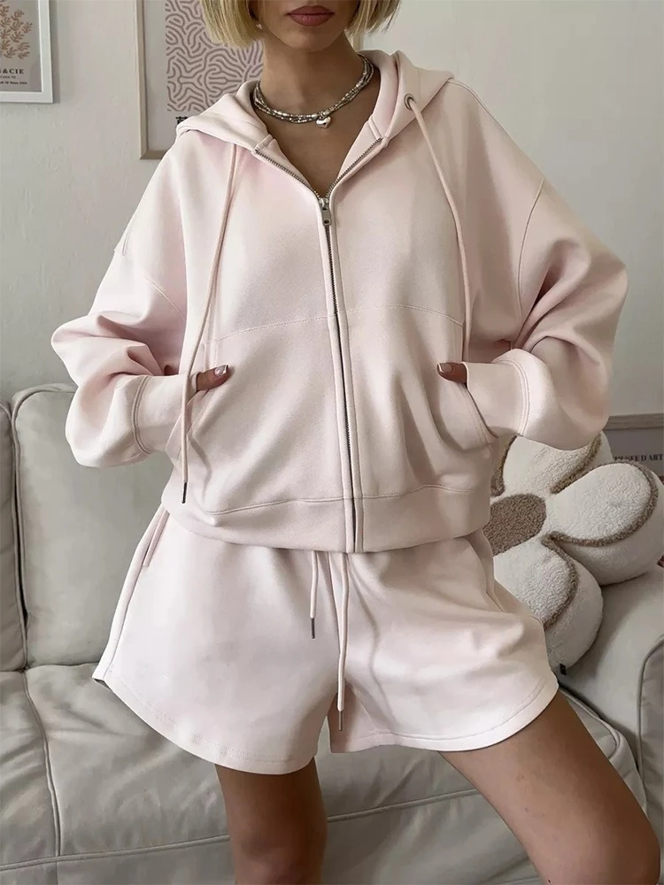 ชุดเซ็ตเสื้อฮู้ดและกางเกงขาสั้ - Womens Suit บทวิจารณ์และราคา