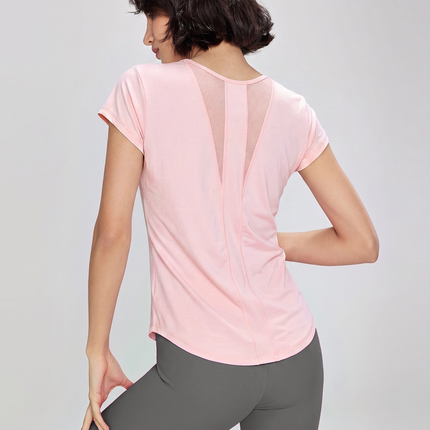 เสื้อยืดโยคะแขนสั้นผ้าไอซ์ซิลค - Silk Blouse บทวิจารณ์และราคา