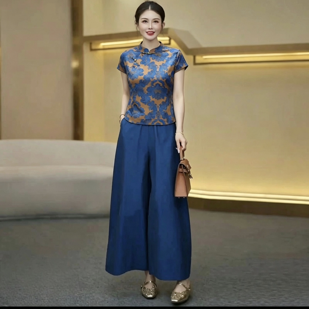 ชุดผ้าไหมสำหรับฤดูร้อน เสื้อเช - Silk Blouse บทวิจารณ์และราคา