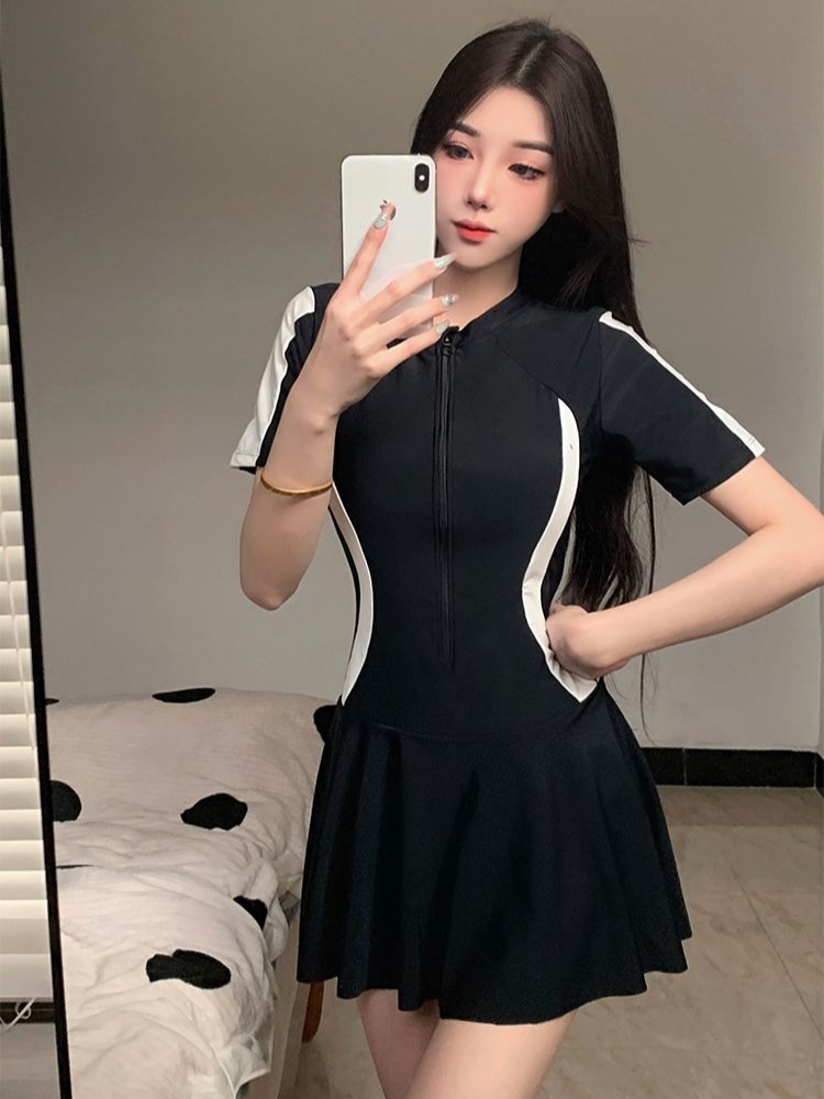 ชุดว่ายน้ำวันพีซแบบสุภาพสำหรับ - Womens Suit บทวิจารณ์และราคา